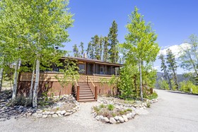 Grand Lake Lodge