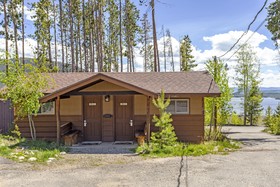 Grand Lake Lodge
