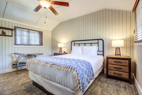 Grand Lake Lodge