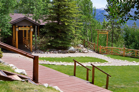 Grand Lake Lodge