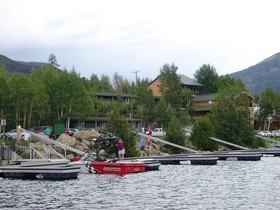 Western Riviera Lakeside Lodging & Events