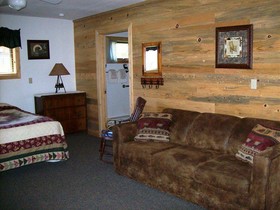 Western Riviera Lakeside Lodging & Events