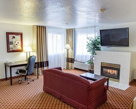 Comfort Inn & Suites Greeley