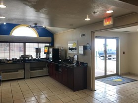 Days Inn by Wyndham Greeley
