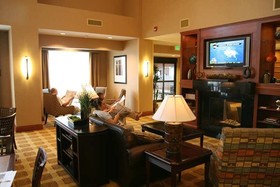 Hampton Inn & Suites Greeley