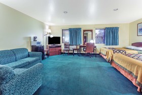 Super 8 by Wyndham Greeley