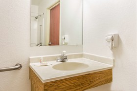 Super 8 by Wyndham Greeley