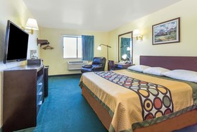 Super 8 by Wyndham Greeley