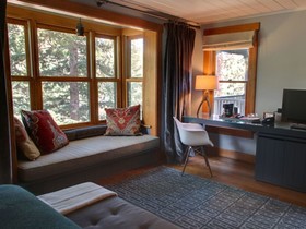 The Outlook Lodge