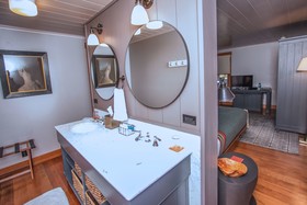 The Outlook Lodge