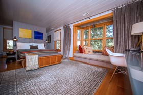The Outlook Lodge
