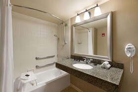 Wingate by Wyndham Greenwood Village/denver Tech