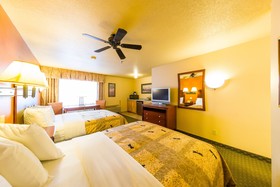 Alpine Inn & Suites