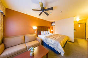 Alpine Inn & Suites