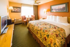 Alpine Inn & Suites