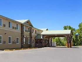 Days Inn & Suites by Wyndham Gunnison