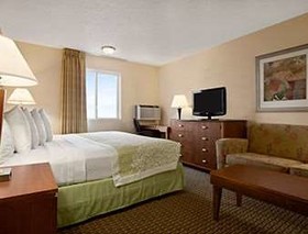 Days Inn & Suites by Wyndham Gunnison