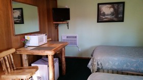 Long Holiday Motel