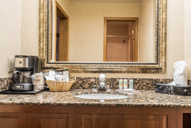 Wingate by Wyndham Gunnison Near Western Colorado University