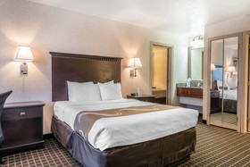 Wingate by Wyndham Gunnison Near Western Colorado University