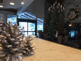The Inn at Tomichi Village
