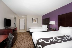 La Quinta Inn & Suites by Wyndham Henderson-Northeast Denver