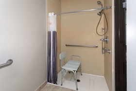 La Quinta Inn & Suites by Wyndham Henderson-Northeast Denver