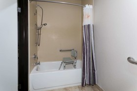 La Quinta Inn & Suites by Wyndham Henderson-Northeast Denver