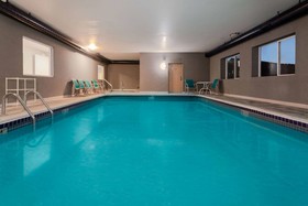 La Quinta Inn & Suites by Wyndham Henderson-Northeast Denver