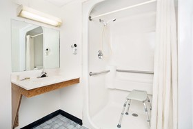 Super 8 by Wyndham Henderson North East Denver