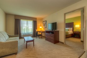 Cobblestone Inn & Suites Holyoke