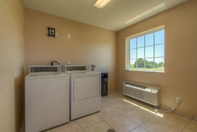 Cobblestone Inn & Suites Holyoke