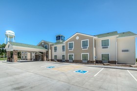 Cobblestone Inn & Suites Holyoke