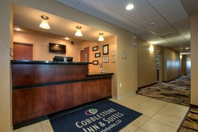 Cobblestone Inn & Suites Holyoke