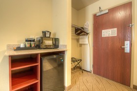 Cobblestone Inn & Suites Holyoke