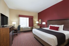 Best Western Plus Hudson Hotel & Suites