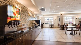 Best Western Plus Hudson Hotel & Suites