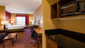 Best Western Plus Hudson Hotel & Suites