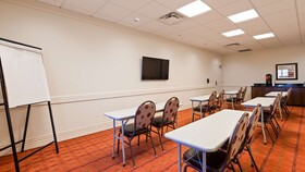 Best Western Plus Hudson Hotel & Suites
