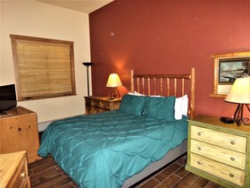 Arapahoe Lodge