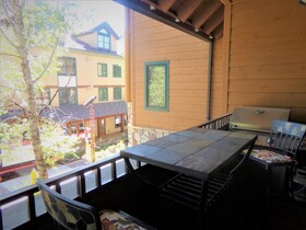 Arapahoe Lodge