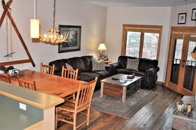 Arapahoe Lodge
