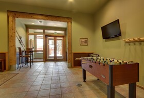 Arapahoe Lodge