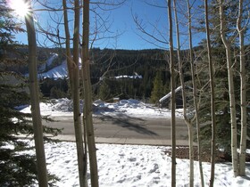 Arapahoe Lodge