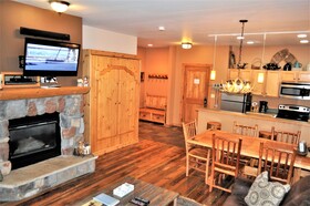 Arapahoe Lodge