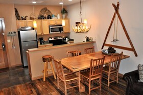 Arapahoe Lodge
