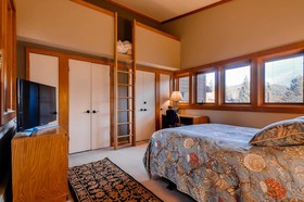 Aspen Ridge Condominiums