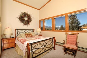 Aspen Ridge Condominiums