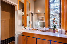 Aspen Ridge Condominiums