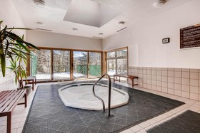 Aspen Ridge Condominiums